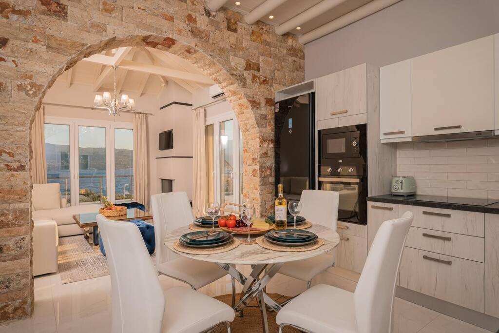 Actaea Villa